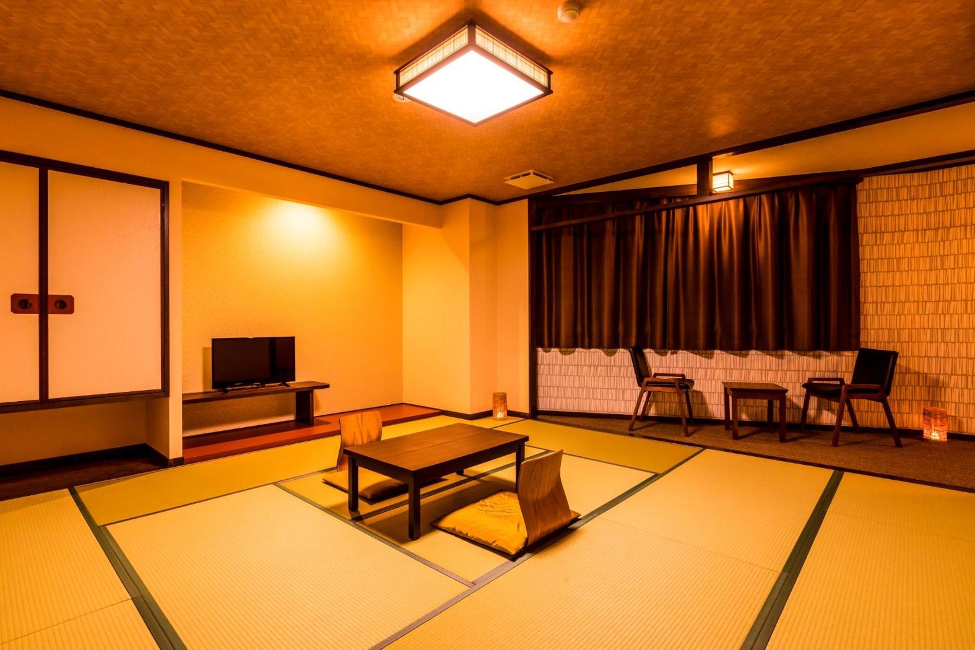 Ooedo Onsen Monogatari Premium Shirahama Saichoraku Hotel Exterior photo