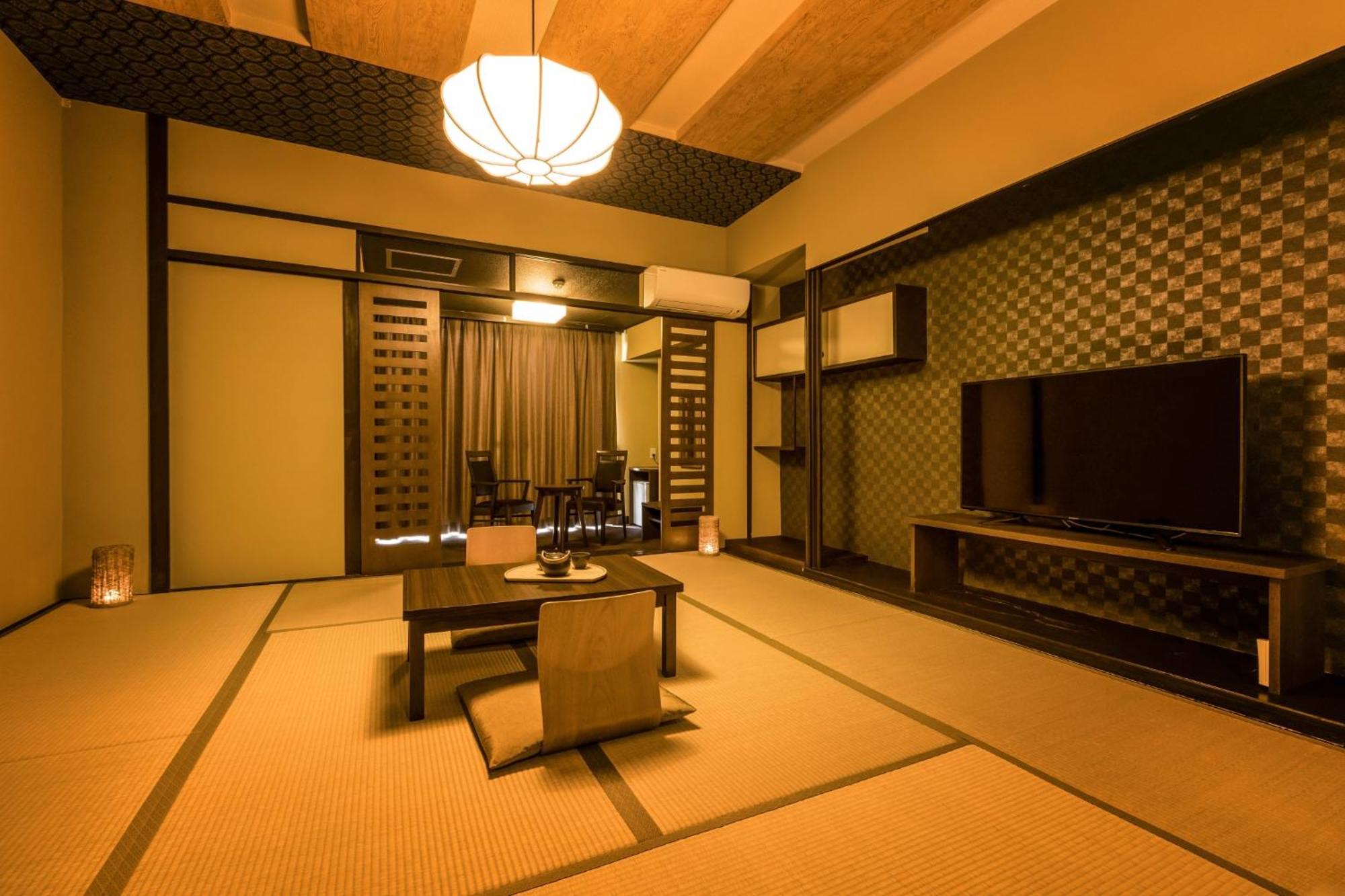 Ooedo Onsen Monogatari Premium Shirahama Saichoraku Hotel Exterior photo