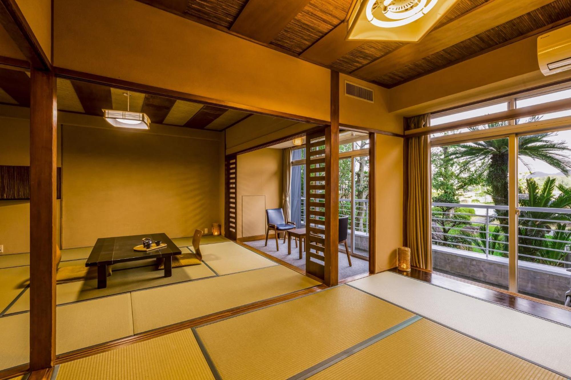 Ooedo Onsen Monogatari Premium Shirahama Saichoraku Hotel Exterior photo