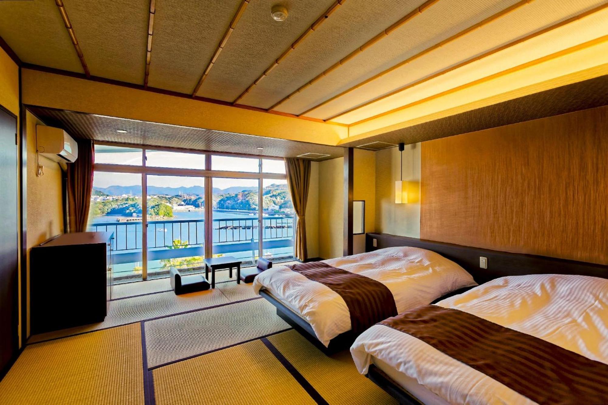 Ooedo Onsen Monogatari Premium Shirahama Saichoraku Hotel Exterior photo