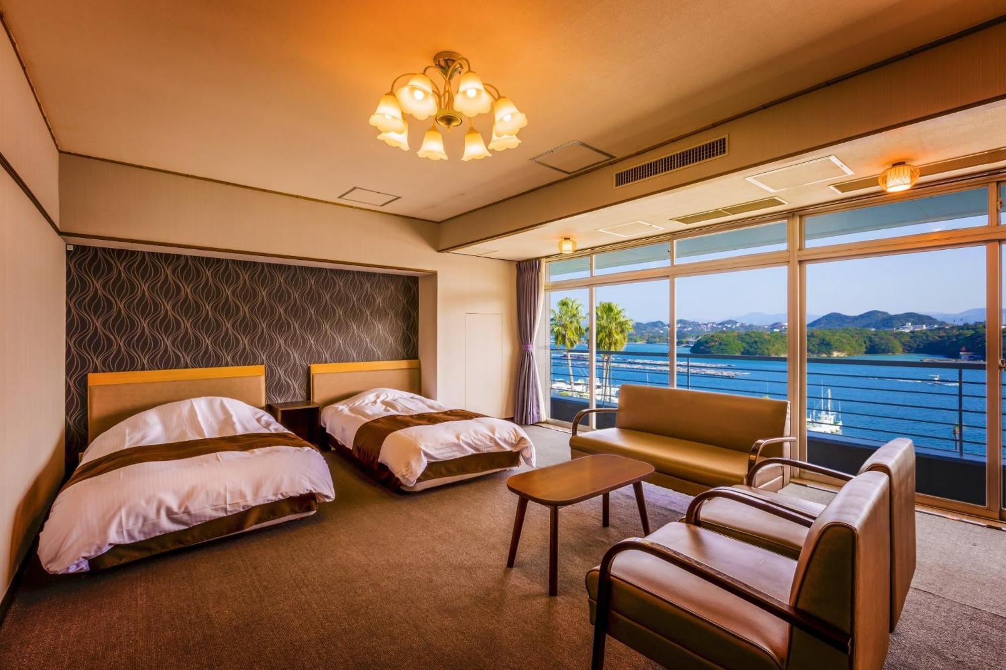 Ooedo Onsen Monogatari Premium Shirahama Saichoraku Hotel Exterior photo