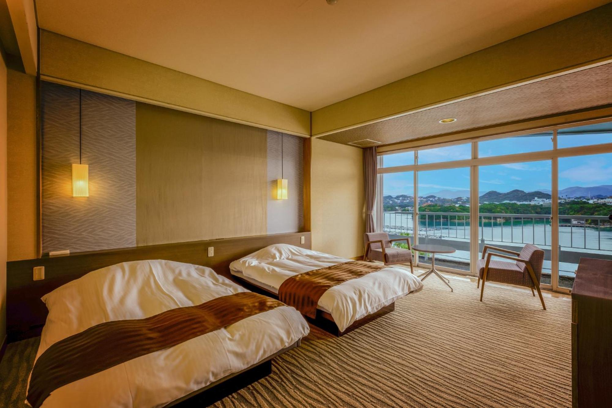 Ooedo Onsen Monogatari Premium Shirahama Saichoraku Hotel Exterior photo