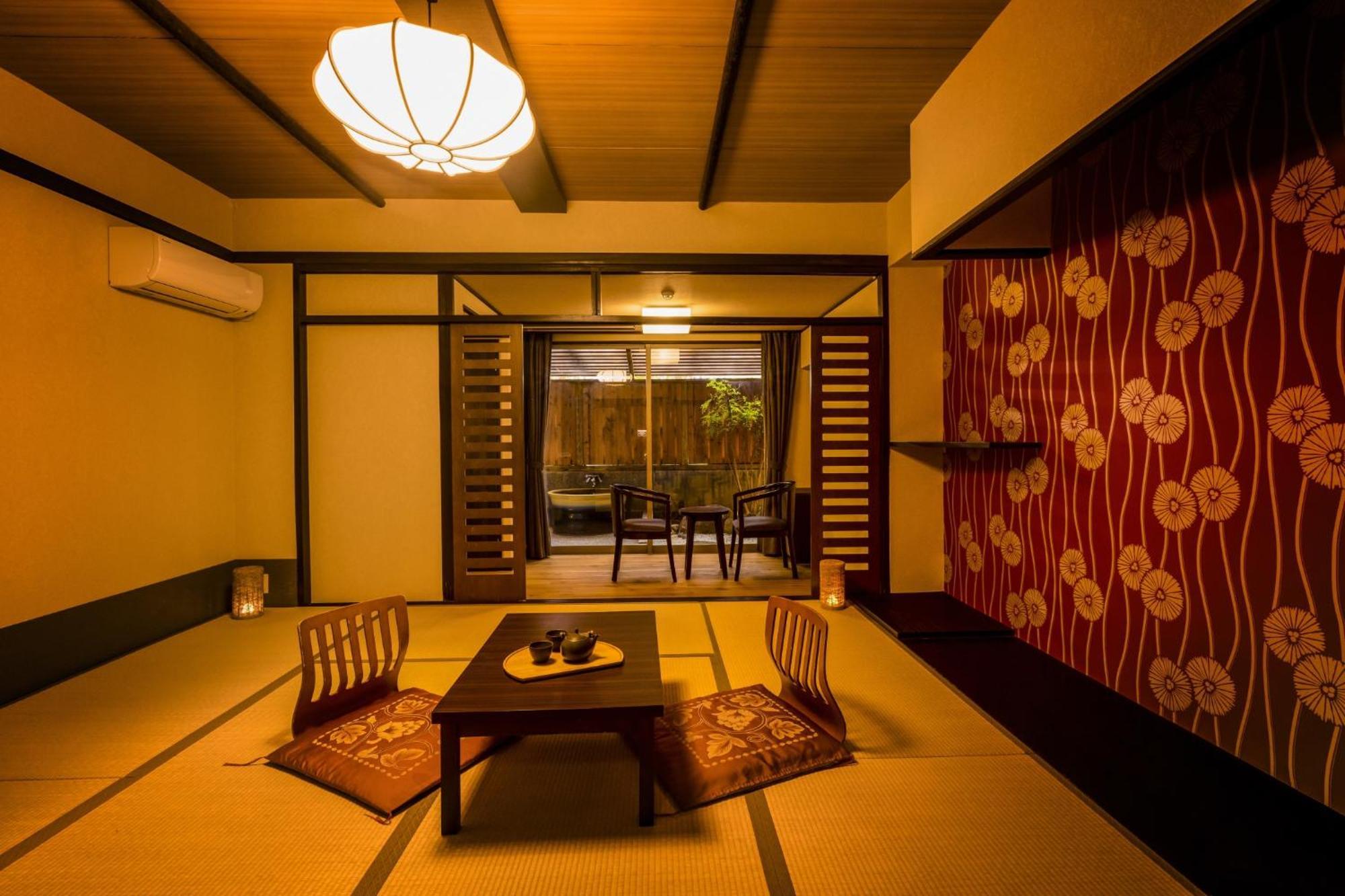 Ooedo Onsen Monogatari Premium Shirahama Saichoraku Hotel Exterior photo